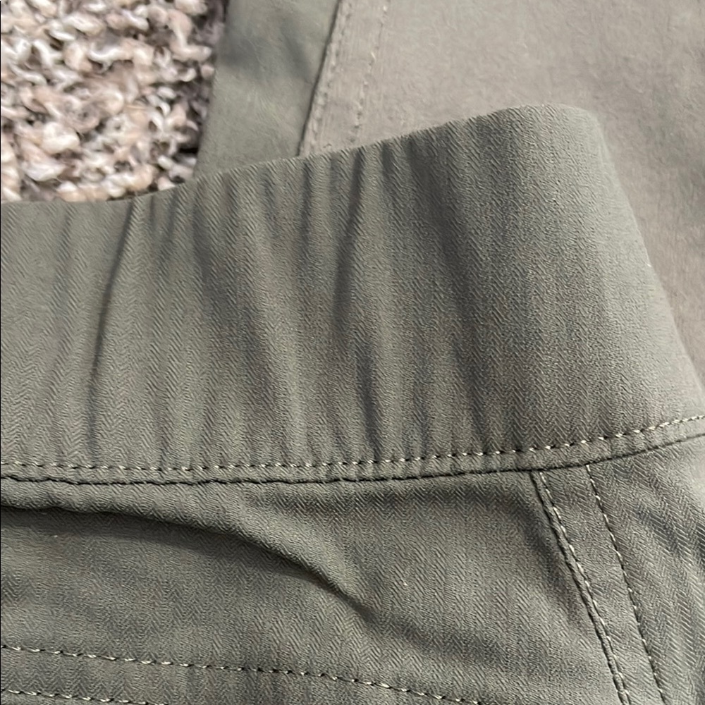 North Face Green/Olive Women's Utility Pants/Leggings - Picture 12 of 13